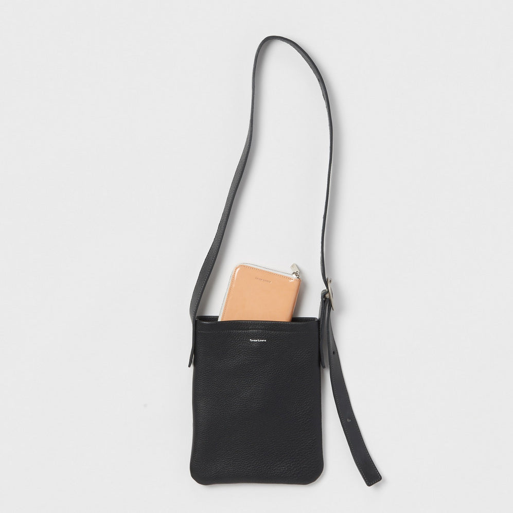 Hender Scheme 【エンダースキーマ】one side belt bag small (black)