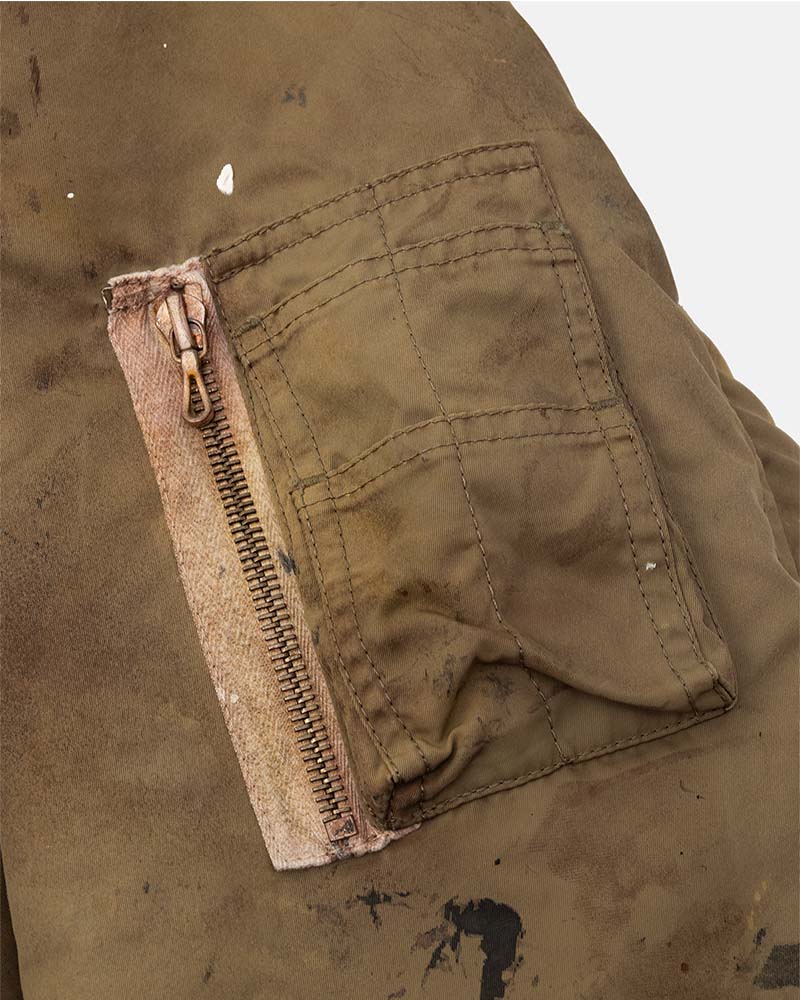DIGAWEL【ディガウェル】Distressed MA-1 (Olive)【DWAB044】