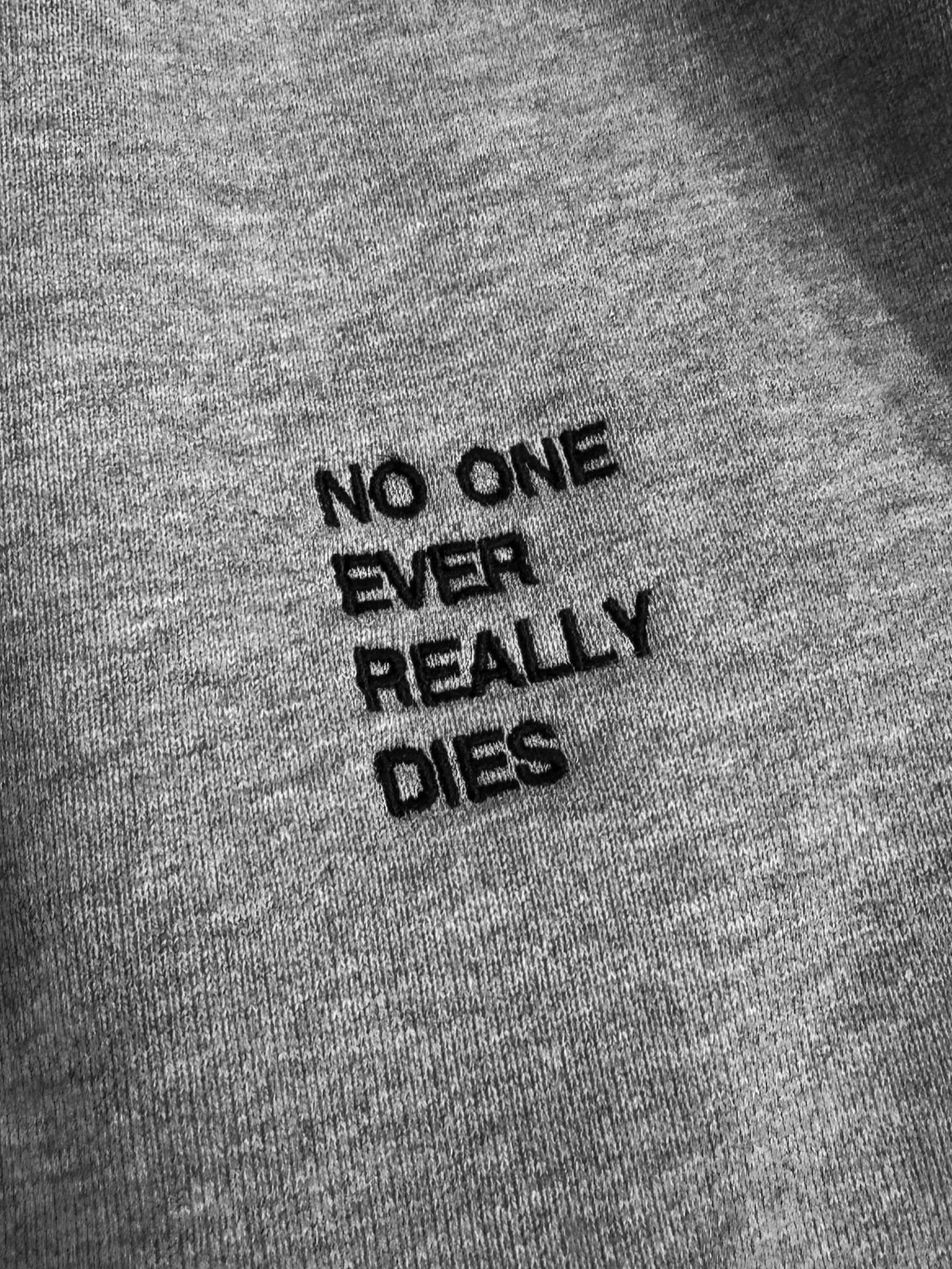 Tremolo【トレモロ】15th Anniv. iCON. Hoodie (GRAY)