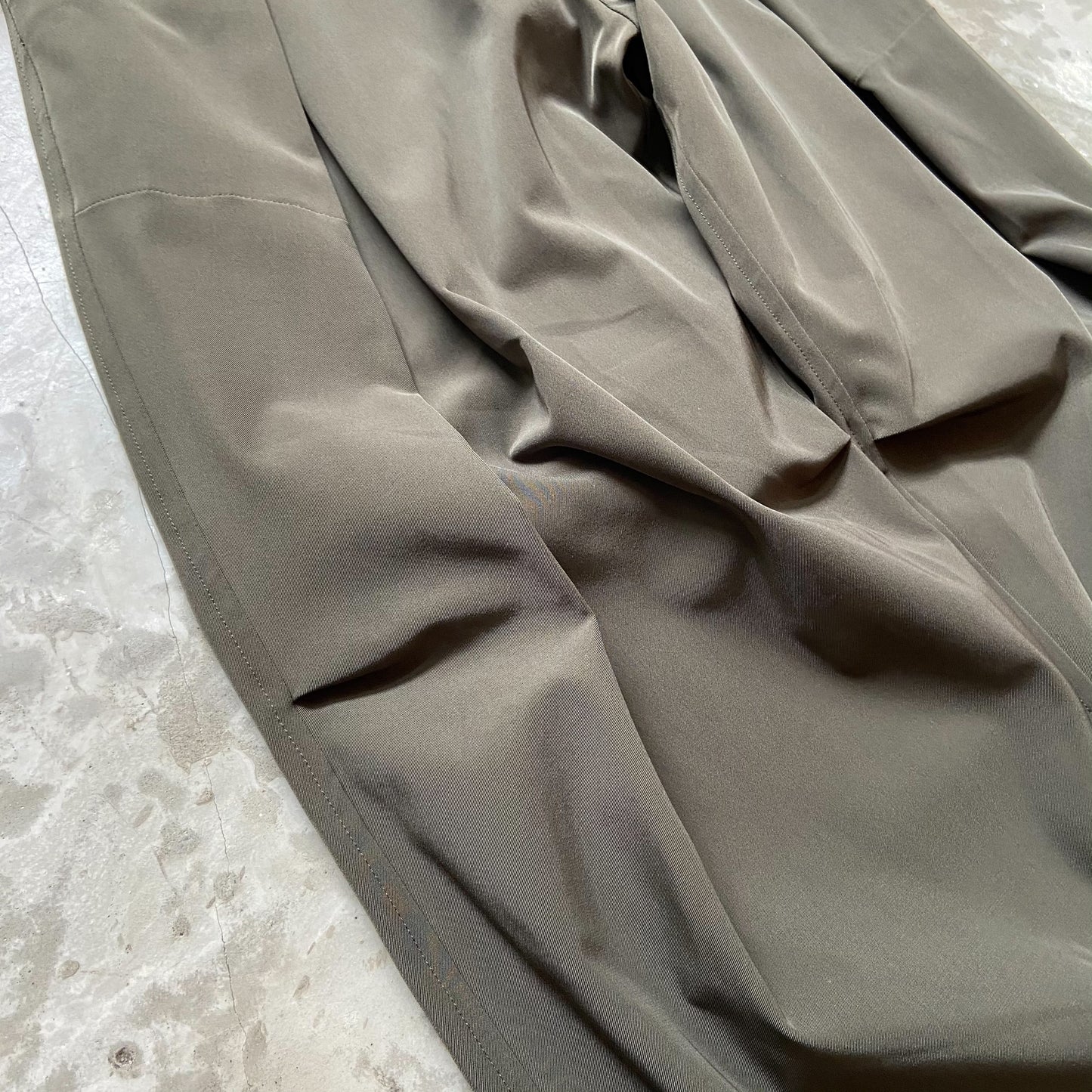 Tremolo【トレモロ】× wanna foundation 【ワナファンデーション】LYCLA TWILL DEEP TUCKED WIDE TROUSERS (2 COLOR)
