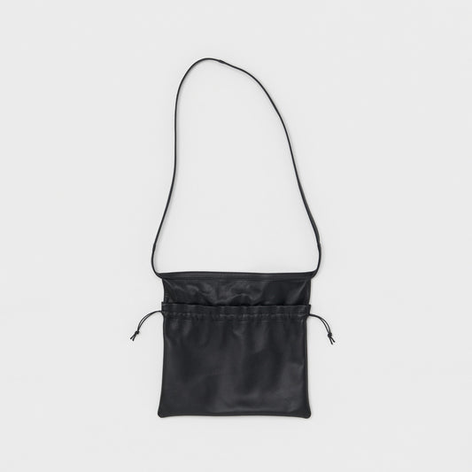 Hender Scheme 【エンダースキーマ】cow red cross bag small (black)